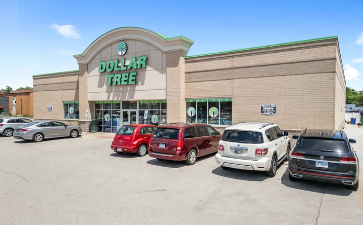 Pictures of Retail property located at 2433 RIDGE RD, LANSING, IL 60438 for sales - image #1