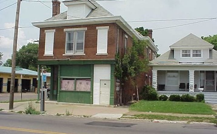 Pictures of Retail, Mixed Use property located at 2927 W Market St, Louisville, KY 40212 for sales - image #1