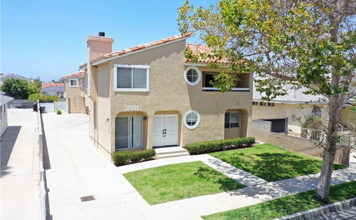 Pictures of Multifamily property located at 16015 Halldale Avenue, Gardena, CA 90247 for sales - image #1