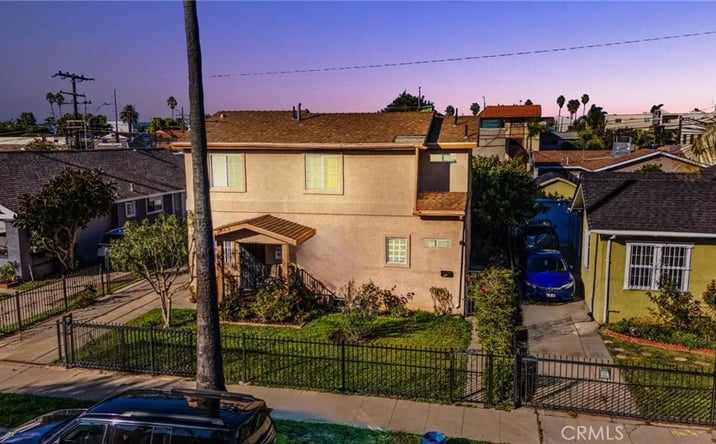 Pictures of Multifamily property located at 535 W Olive Street, Inglewood, CA 90301 for sales - image #1