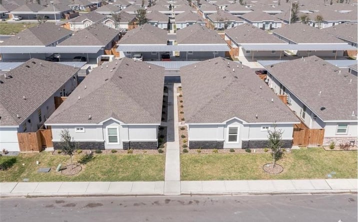 Pictures of Multifamily property located at 1001 Clarence Street, Edinburg, TX 78539 for sales - image #1