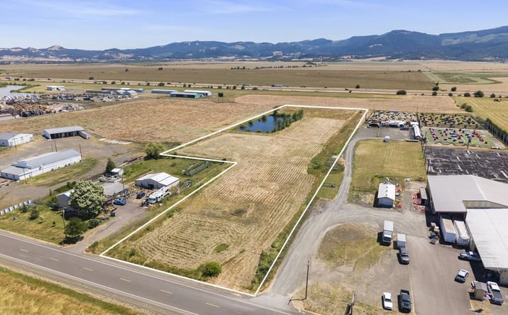 Pictures of Land property located at N Coburg RD, 103472, OR 97446 for sales - image #1