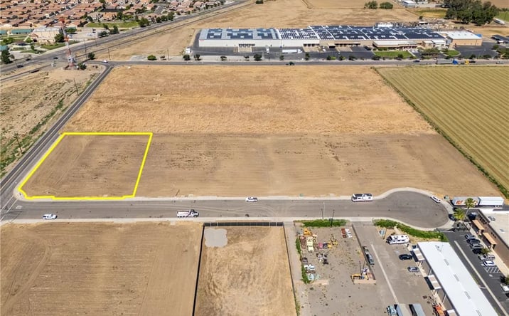 Pictures of Land property located at 203 Commerce, Los Banos, CA 93635 for sales - image #1
