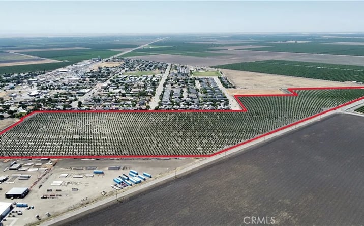 Pictures of Land property located at 1 S Placer Ave, San Joaquin, CA 93660 for sales - image #1