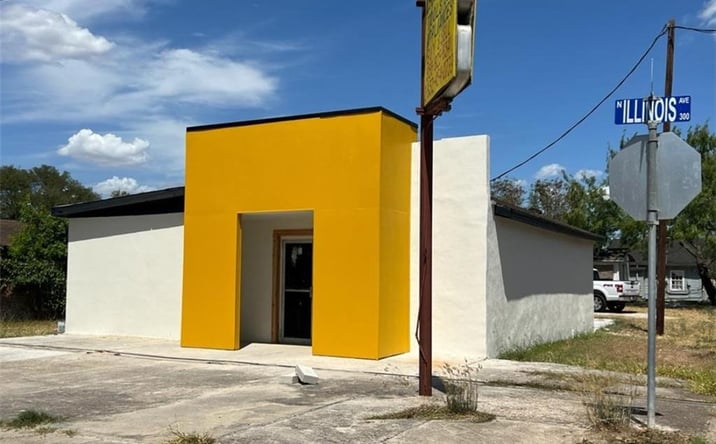 Pictures of Retail, Office property located at 300 N Illinois Avenue, Weslaco, TX 78596 for sales - image #1