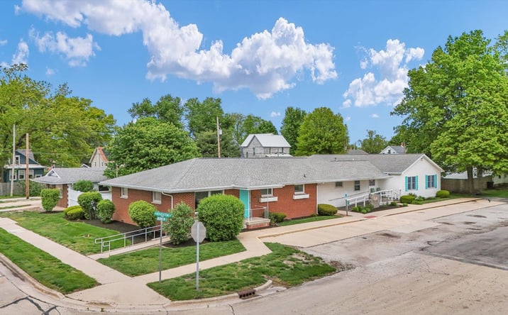 Pictures of Retail, Office property located at 114 West Houghton Street, Tuscola, IL 61953 for sales - image #1