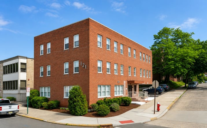 Pictures of Office property located at 121 Cedar Ln, Teaneck, NJ 07666 for sales - image #1