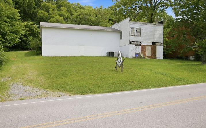 Pictures of Special Purpose property located at 631 MISSISSIPPI AVE, SIGNAL MOUNTAIN, TN 37377-2292 for sales - image #1