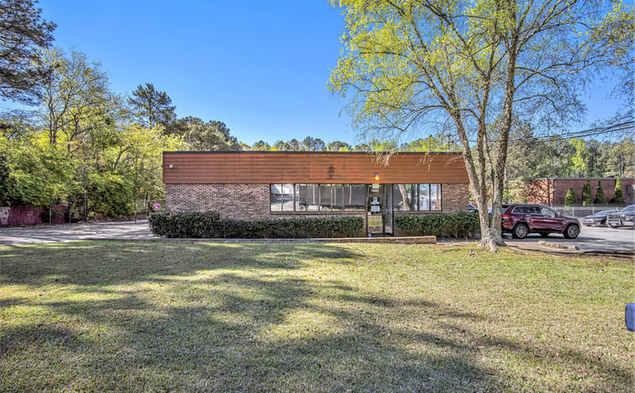 Pictures of Industrial property located at 4625 Stonegate Industrial Boulevard, Stone Mountain, GA 30083 for sales - image #1
