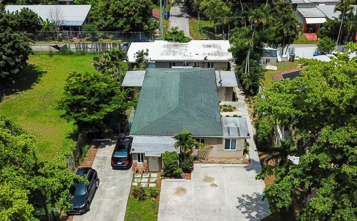 Pictures of Multifamily property located at 1314 South 30th Avenue, Hollywood, FL 33020 for sales - image #1