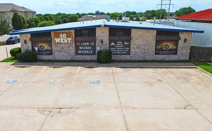 Pictures of Retail property located at 501 N Mustang Rd, Yukon, OK 73099 for sales - image #1