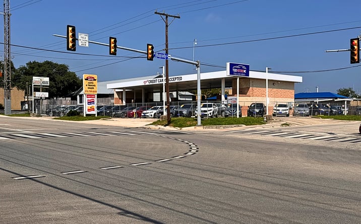 Pictures of Retail property located at 12343 West Ave, San Antonio, TX 78216 for sales - image #1