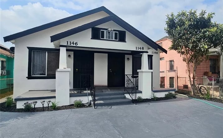 Pictures of Multifamily property located at 1146 W 52nd, Los Angeles, CA 90037 for sales - image #1