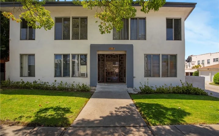 Pictures of Multifamily property located at 1117 S Spaulding, Los Angeles, CA 90019 for sales - image #1