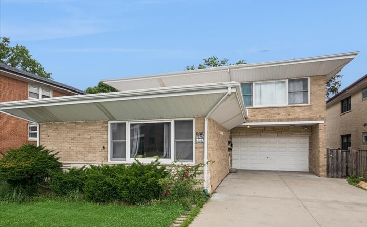 Pictures of Multifamily property located at 1465 N Northwest Highway, Park Ridge, IL 60068 for sales - image #1
