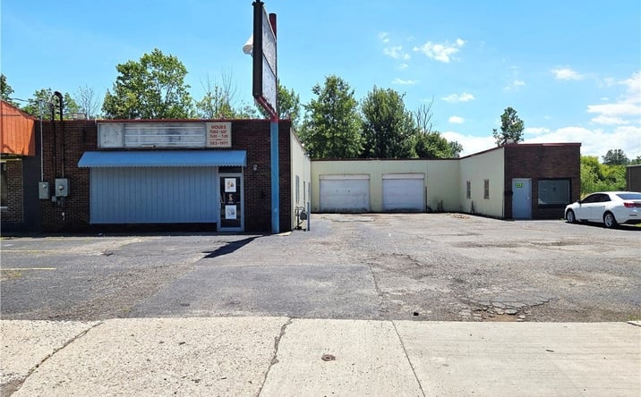 Pictures of Special Purpose property located at 2229 W 21st W Street, Lorain, OH 44052 for sales - image #1