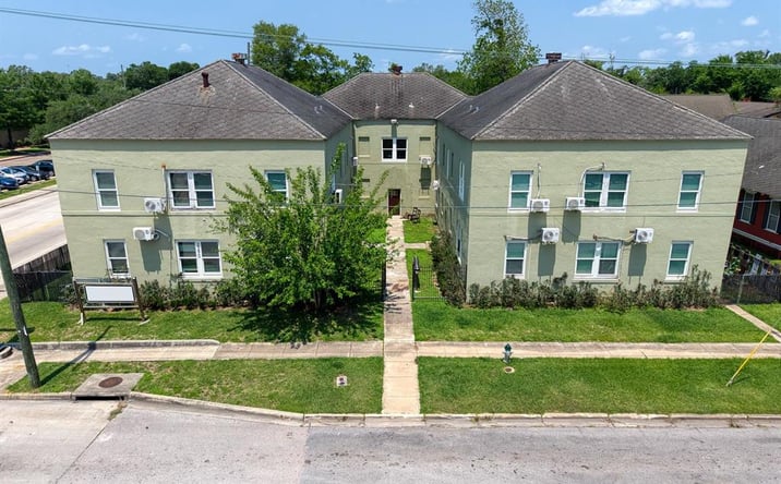 Pictures of Multifamily, Mixed Use property located at 2290 N ST, BEAUMONT, TX 77701 for sales - image #1