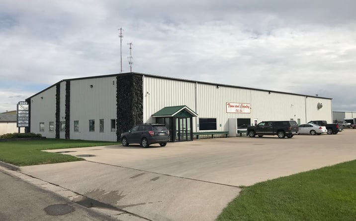 Pictures of Retail, Office, Mixed Use property located at 2323 16th Avenue South, Moorhead, MN 56560 for sales - image #1