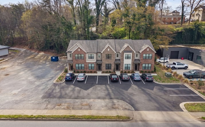 Pictures of Retail, Mixed Use, Land property located at 326 Wade Hampton Boulevard, Greenville, SC 29609 for sales - image #1