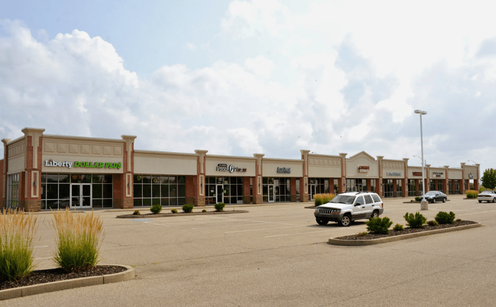 Pictures of Retail property located at 7041 Yankee Road, Liberty Township, OH 45044 for sales - image #1