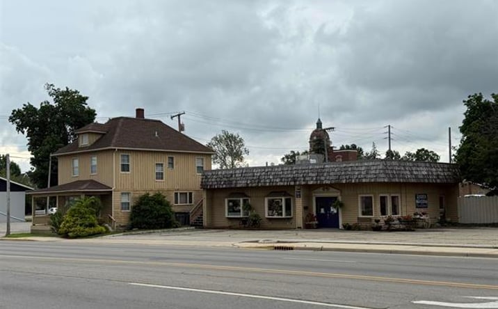 Pictures of Mixed Use property located at 212/214 W Pike Street, Goshen, IN 46526 for sales - image #1