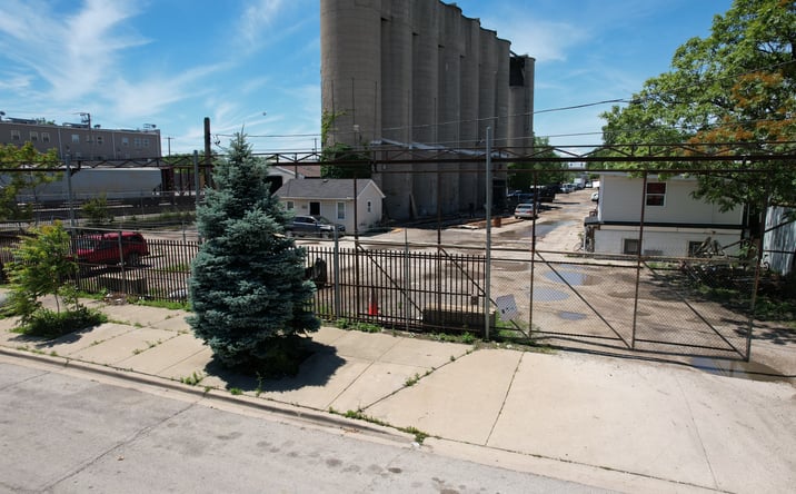 Pictures of Industrial property located at 1960 North Long Avenue, Chicago, IL 60639 for sales - image #1