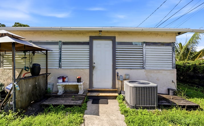 Pictures of Retail, Land property located at 823 Northwest 3rd Street, Pompano Beach, FL 33060 for sales - image #1