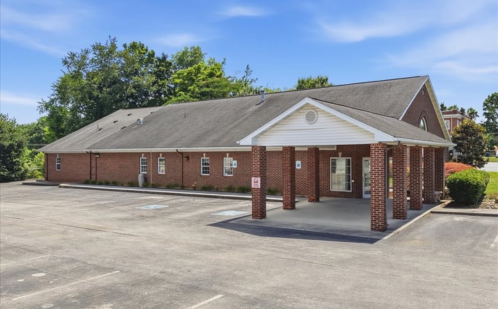 Pictures of Office property located at 901 W FOURTH N ST, MORRISTOWN, TN 37814-3814 for sales - image #1