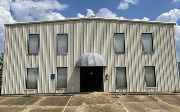 Pictures of Special Purpose property located at 1520 Airport Dr, #118, Shreveport, LA 71107 for sales - image #1