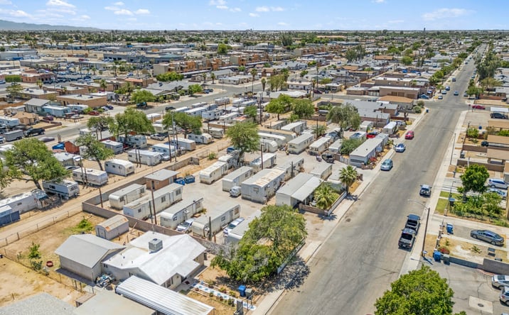 Pictures of Mobile Home Park property located at 1947 S MAPLE AVE, YUMA, AZ 85364-5746 for sales - image #1