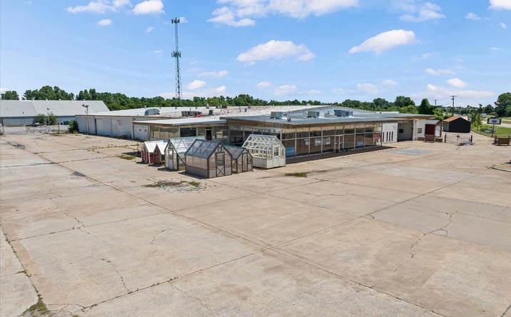 Pictures of Retail, Industrial, Land property located at 1515 E Main Street, Yukon, OK 37404-5035 for sales - image #1