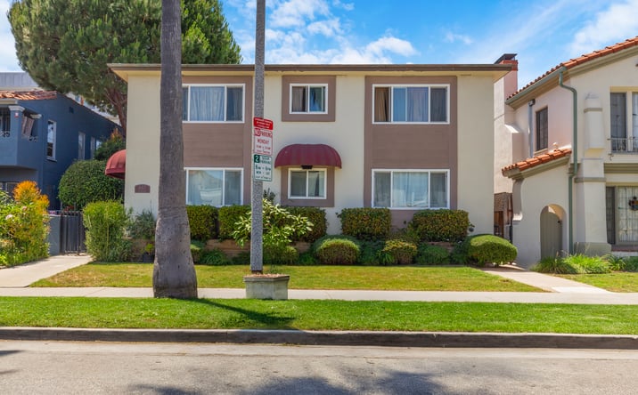 Pictures of Multifamily property located at 447 S Palm Dr, Beverly Hills, CA 90212 for sales - image #1