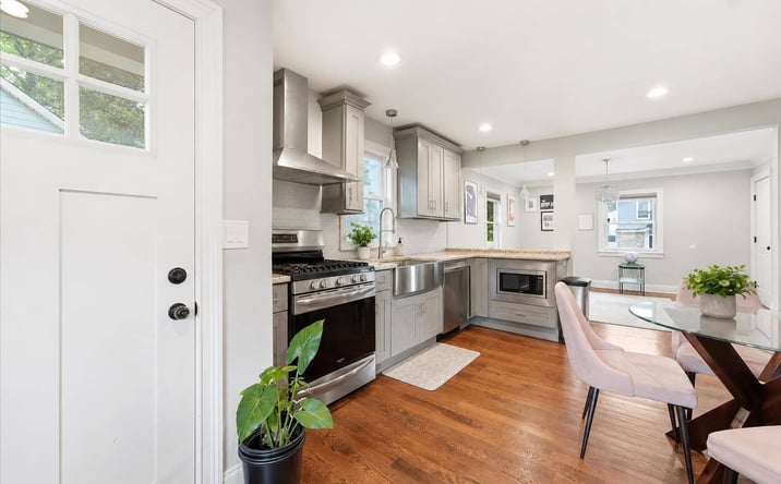 Pictures of Mixed Use property located at 7 Main Ter, Bloomfield, NJ 07003 for sales - image #1