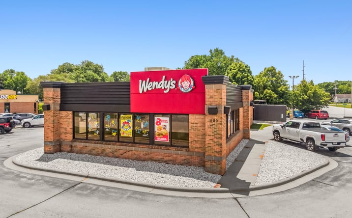 Pictures of Retail property located at 1100 RADISSON ST, GREEN BAY, WI 54302-1646 for sales - image #1