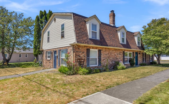 Pictures of Multifamily property located at 1527 8th Street, Marysville, WA 98270 for sales - image #1