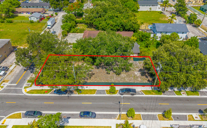 Pictures of Land property located at 605 NW 65th St, Miami, FL 33150-4313 for sales - image #1