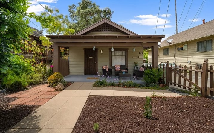Pictures of Multifamily property located at 1419 El Sereno, Pasadena, CA 91103 for sales - image #1