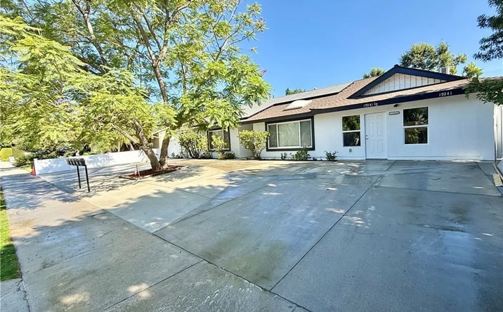 Pictures of Multifamily property located at 19243 Knapp St, Northridge, CA 91324 for sales - image #1