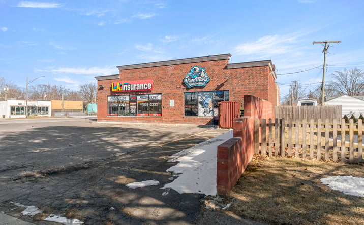 Pictures of Retail, Business for Sale property located at 18950 Inkster Road, Redford, MI 48240 for sales - image #1