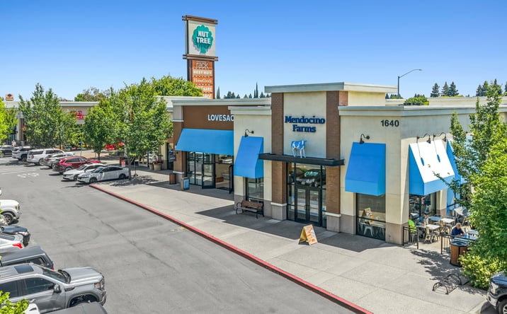 Pictures of Retail property located at 1640 E MONTE VISTA AVE, VACAVILLE, CA 95688-3137 for sales - image #1