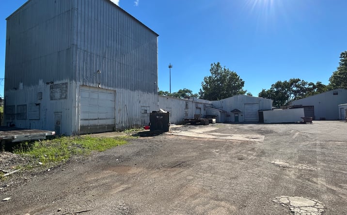 Pictures of Industrial property located at 2401 Schumacher Drive, Mishawaka, IN 46545 for sales - image #1