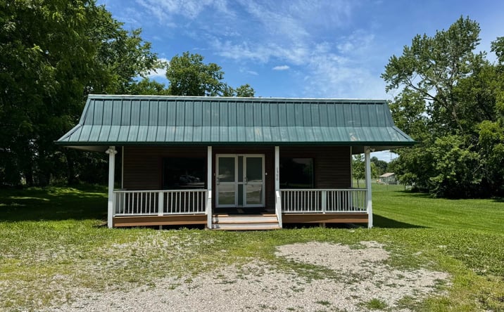 Pictures of Office, Retail property located at 1500 S Main Street, Fairfield, IA 52556 for sales - image #1