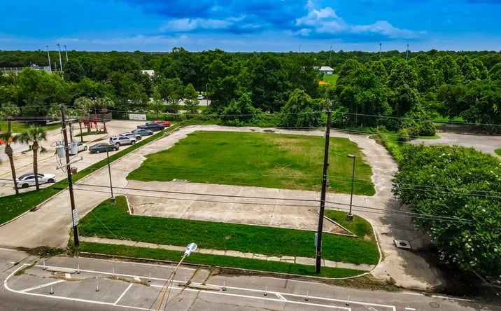 Pictures of Land property located at 5571 Read Blvd., New Orleans, LA 70127-3103 for sales - image #1