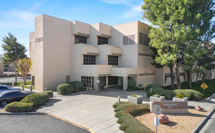 Pictures of Office property located at 44215 15th Street West , 307, Lancaster, CA 93534 for sales - image #1