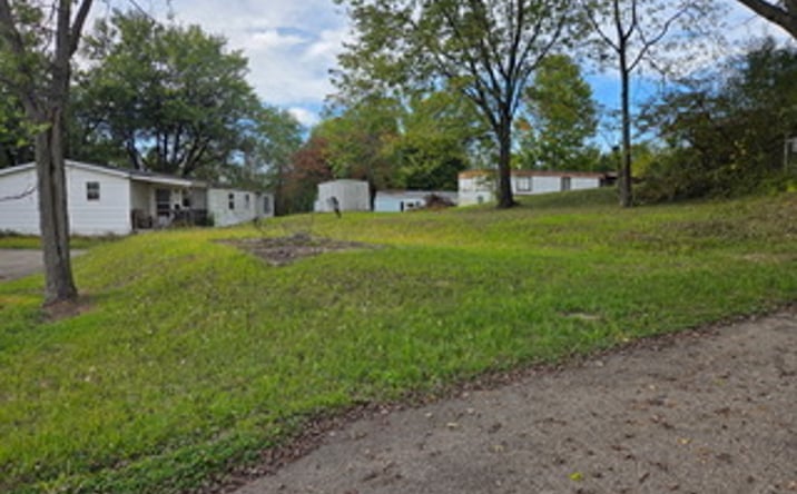 Pictures of Multifamily, Mobile Home Park property located at 126 Holly Circle, Harmony, PA 16037 for sales - image #1
