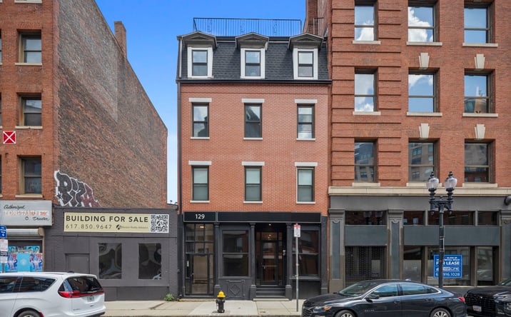 Pictures of Retail, Office, Mixed Use property located at 129 N WASHINGTON ST, BOSTON, MA 02114 for sales - image #1
