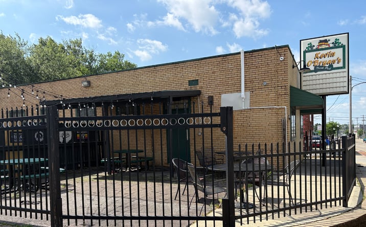 Pictures of Retail property located at 1761 S. Main St., Akron, OH 44301 for sales - image #1