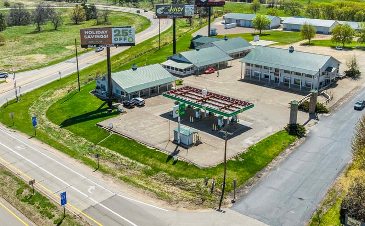 Pictures of Retail property located at N5698 850th Street, Elk Mound, WI 54739 for sales - image #1