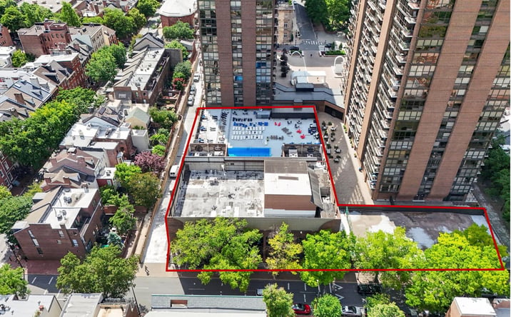 Pictures of Multifamily property located at 220 South 5th Street, Philadelphia, PA 19106 for sales - image #1