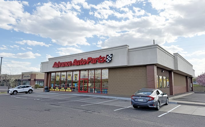 Pictures of Retail property located at 18260 ZANE ST NW, ELK RIVER, MN 55330-4501 for sales - image #1